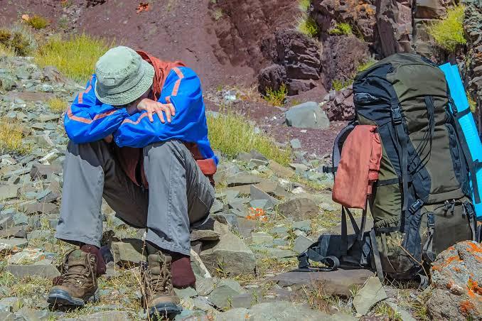 Altitude Sickness During Himalayan Treks: AMS, HAPE & HACE Guide By Frontpoint Adventures | Himalayan Treks & High-Altitude Expeditions — image 1