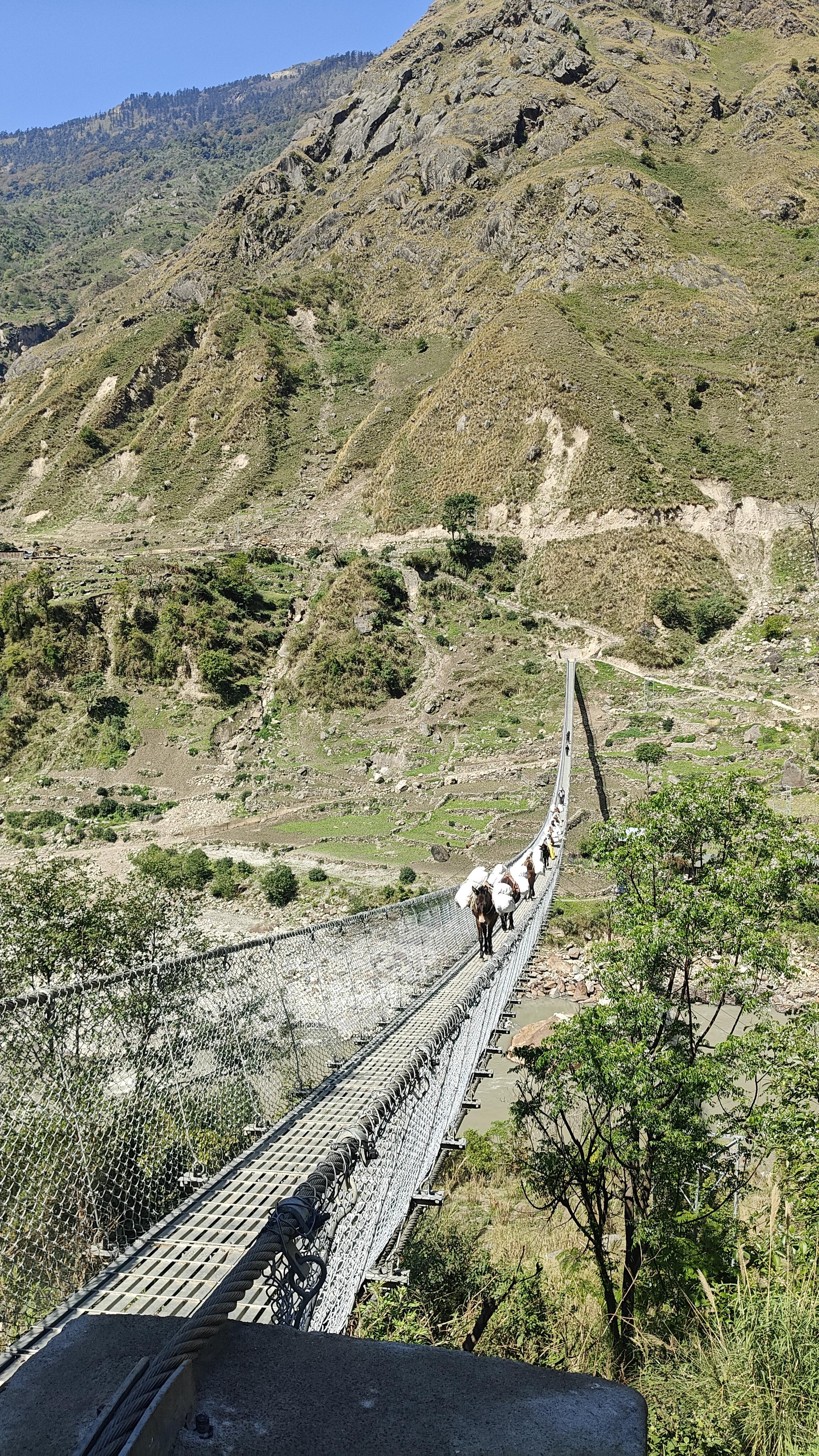 Annapurna Circuit Trek scenery 10