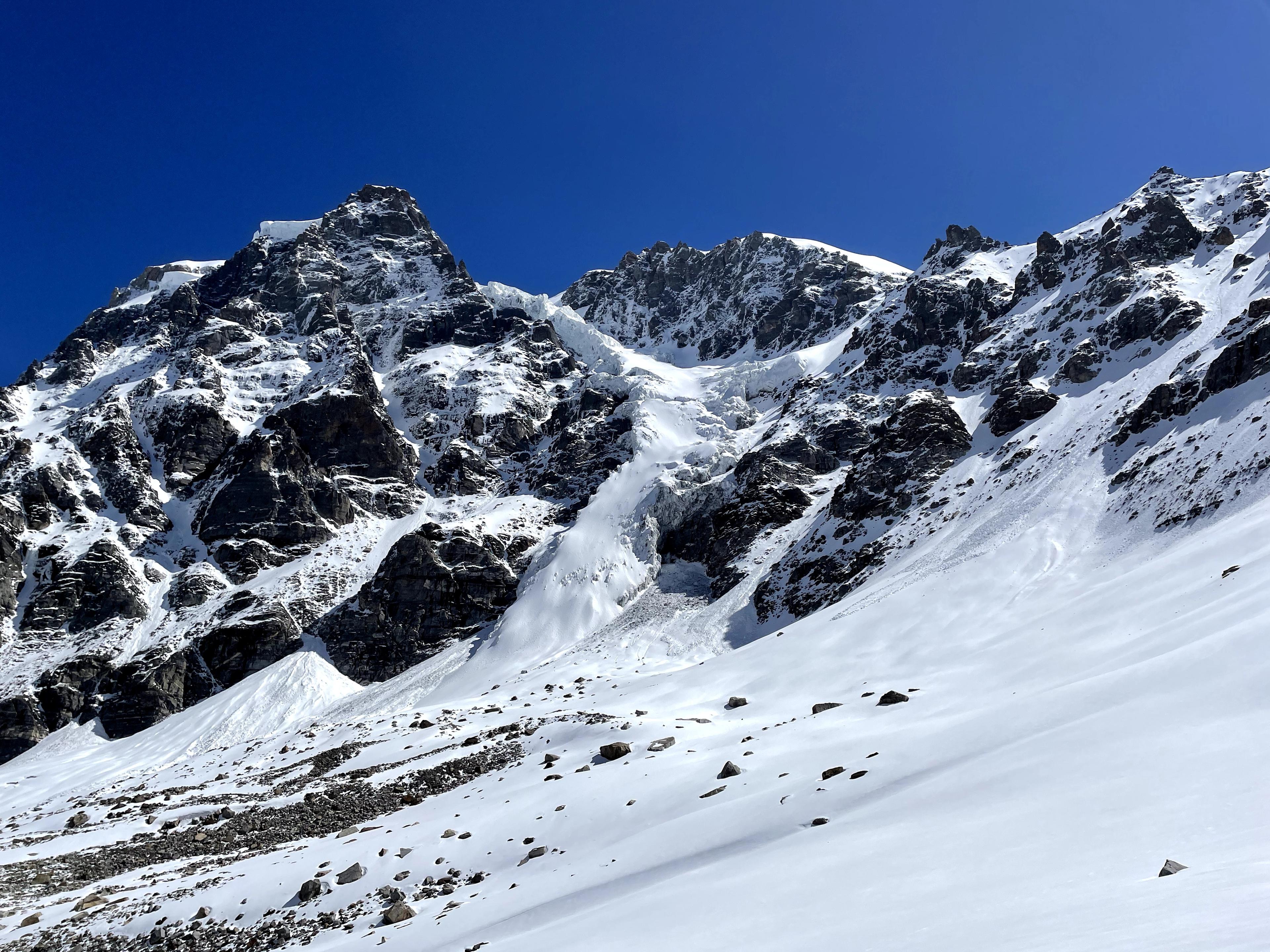 Deo Tibba Base Camp Trek scenery 4