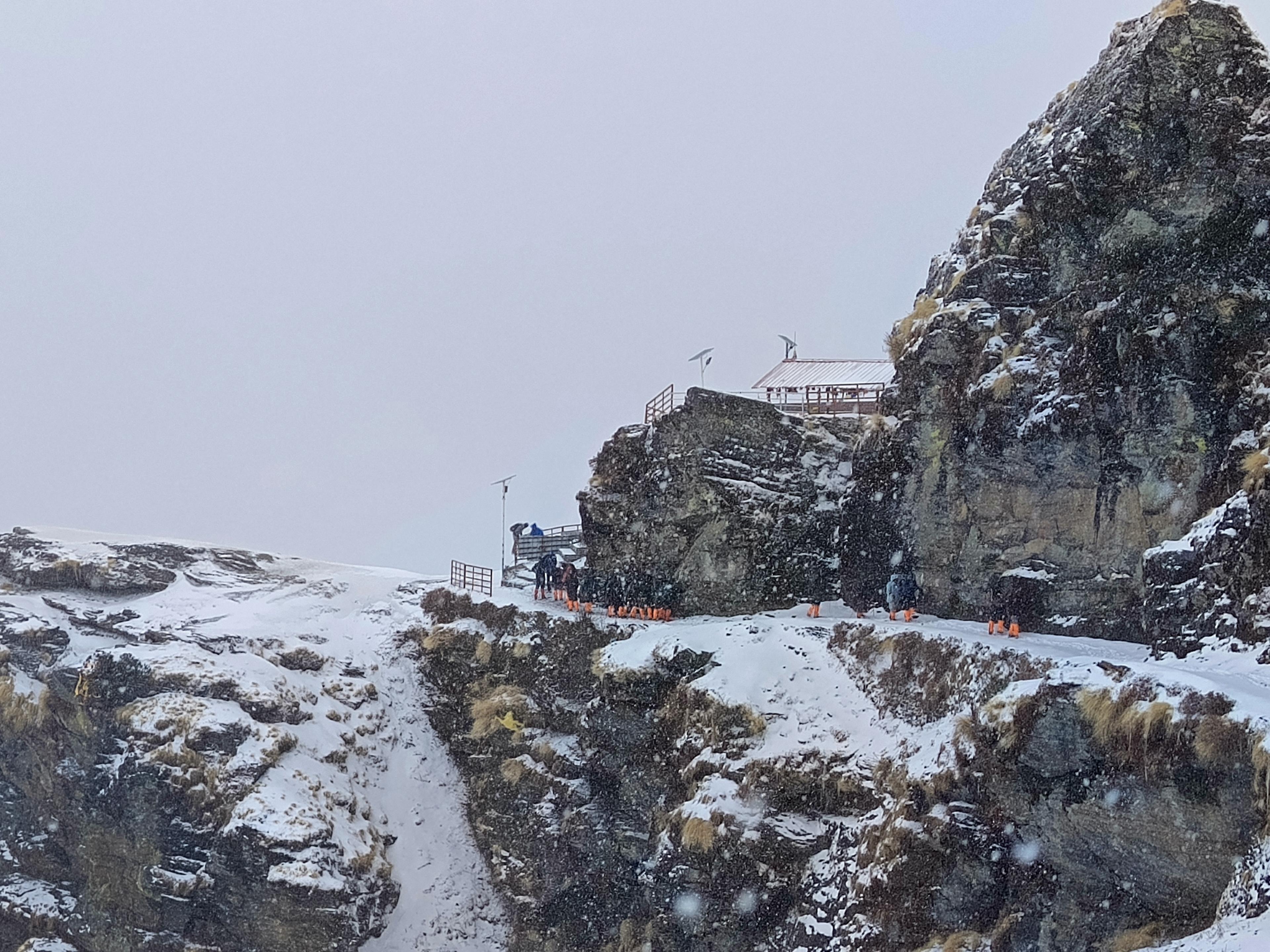 Tungnath Chandrashila Trek (Via Deoria Tal) scenery 5