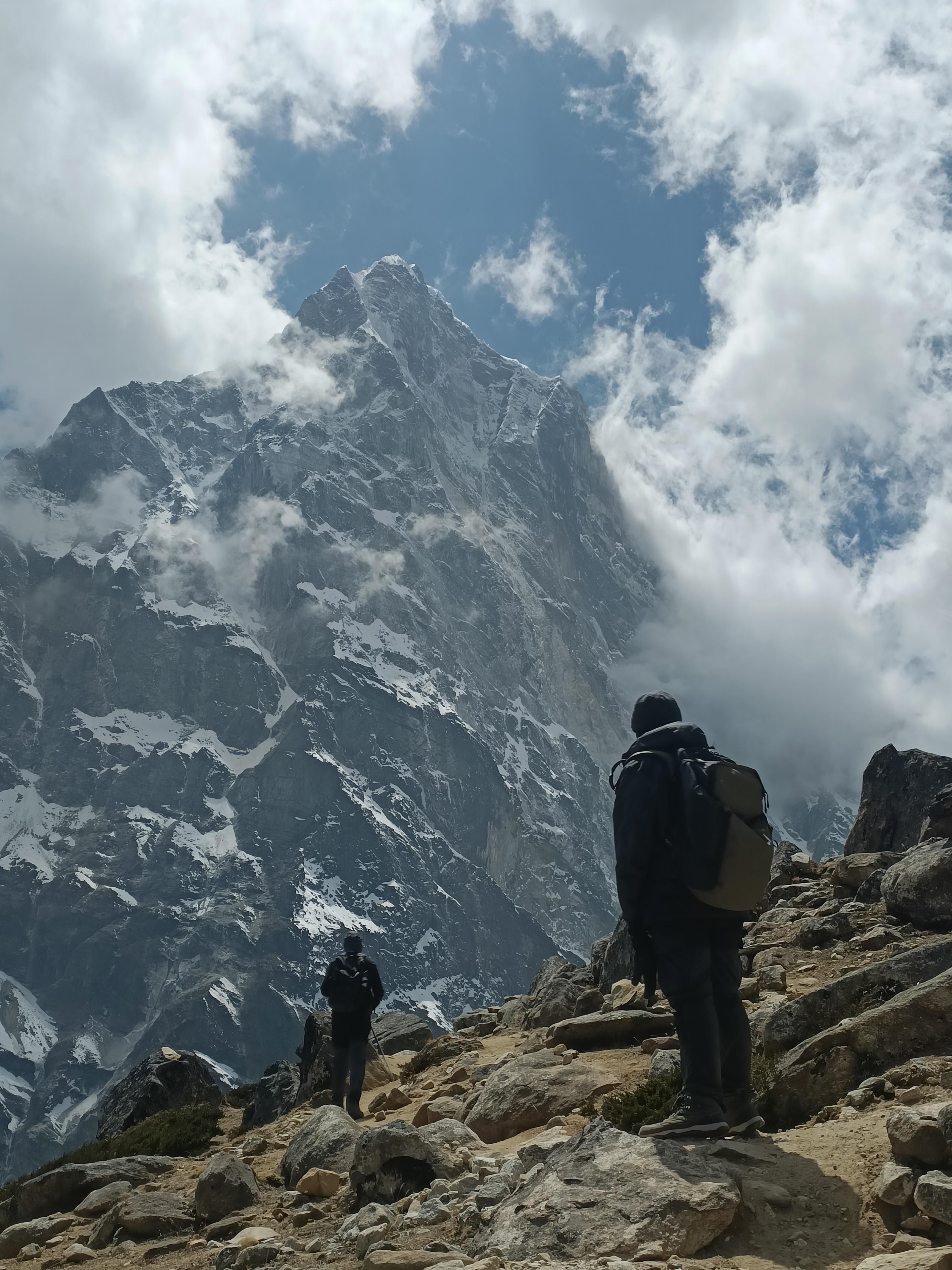 Everest Base Camp (EBC) Trek scenery 2