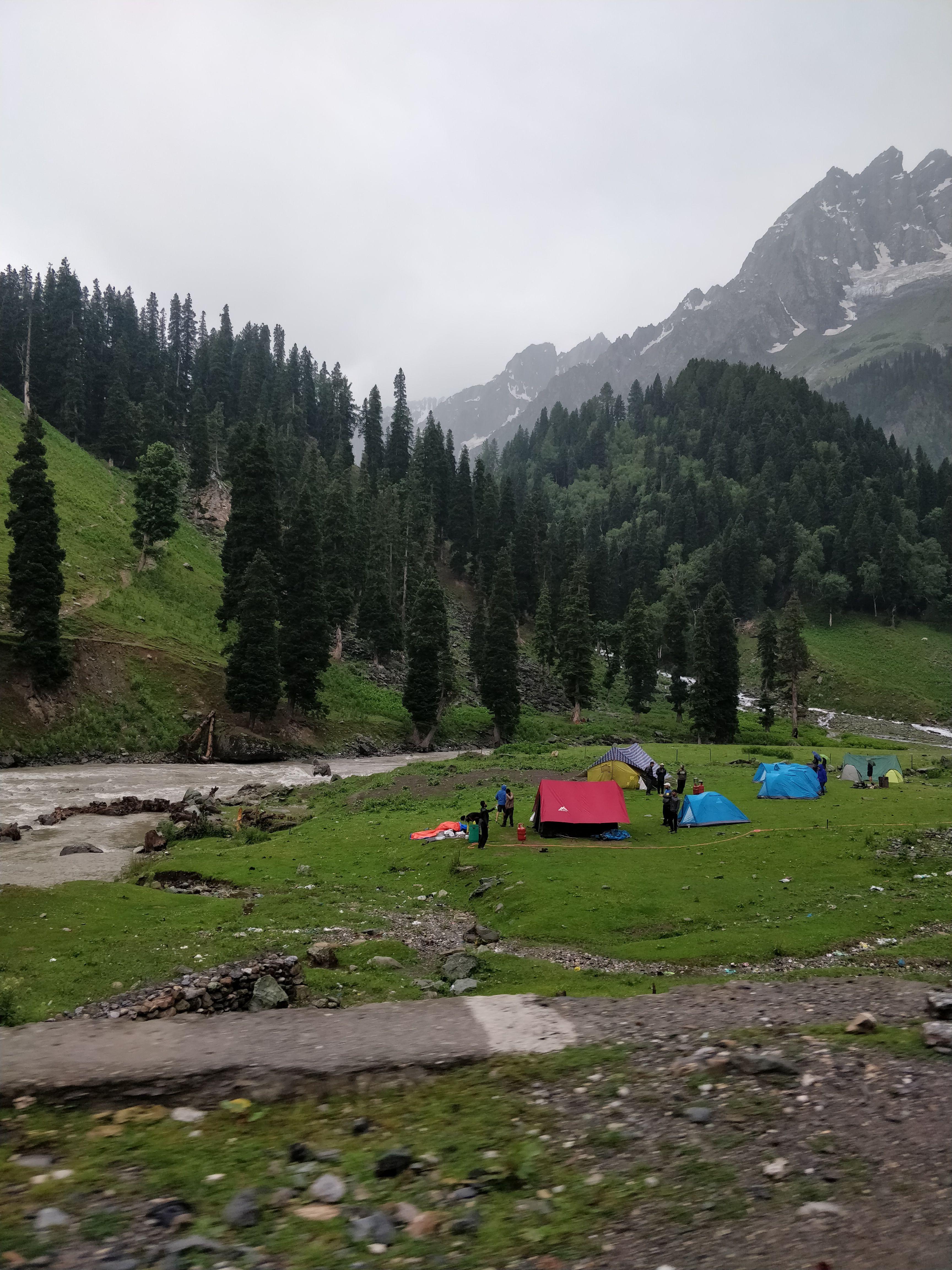 Hampta Pass Trek scenery 10