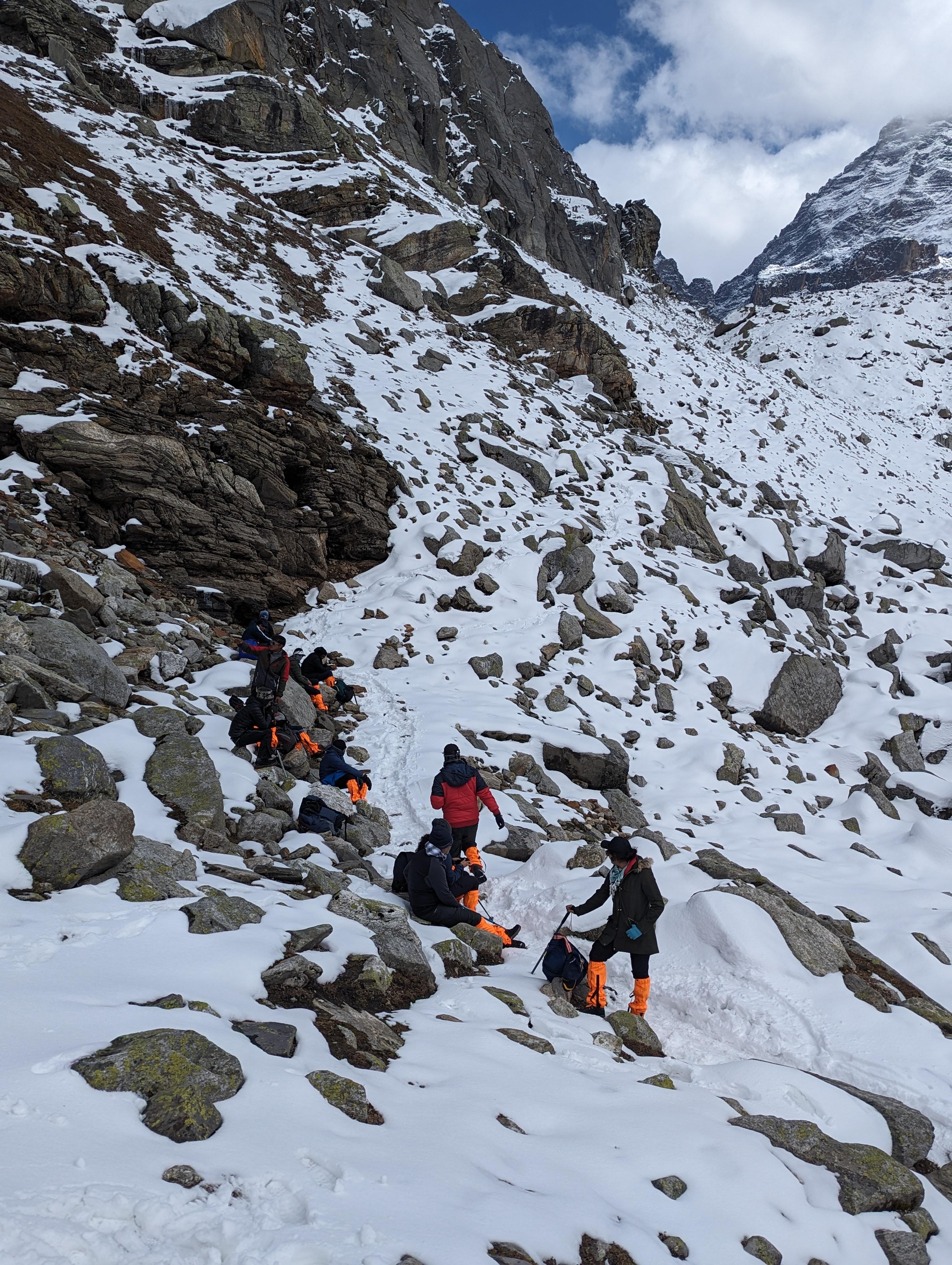 Hampta Pass Trek scenery 2