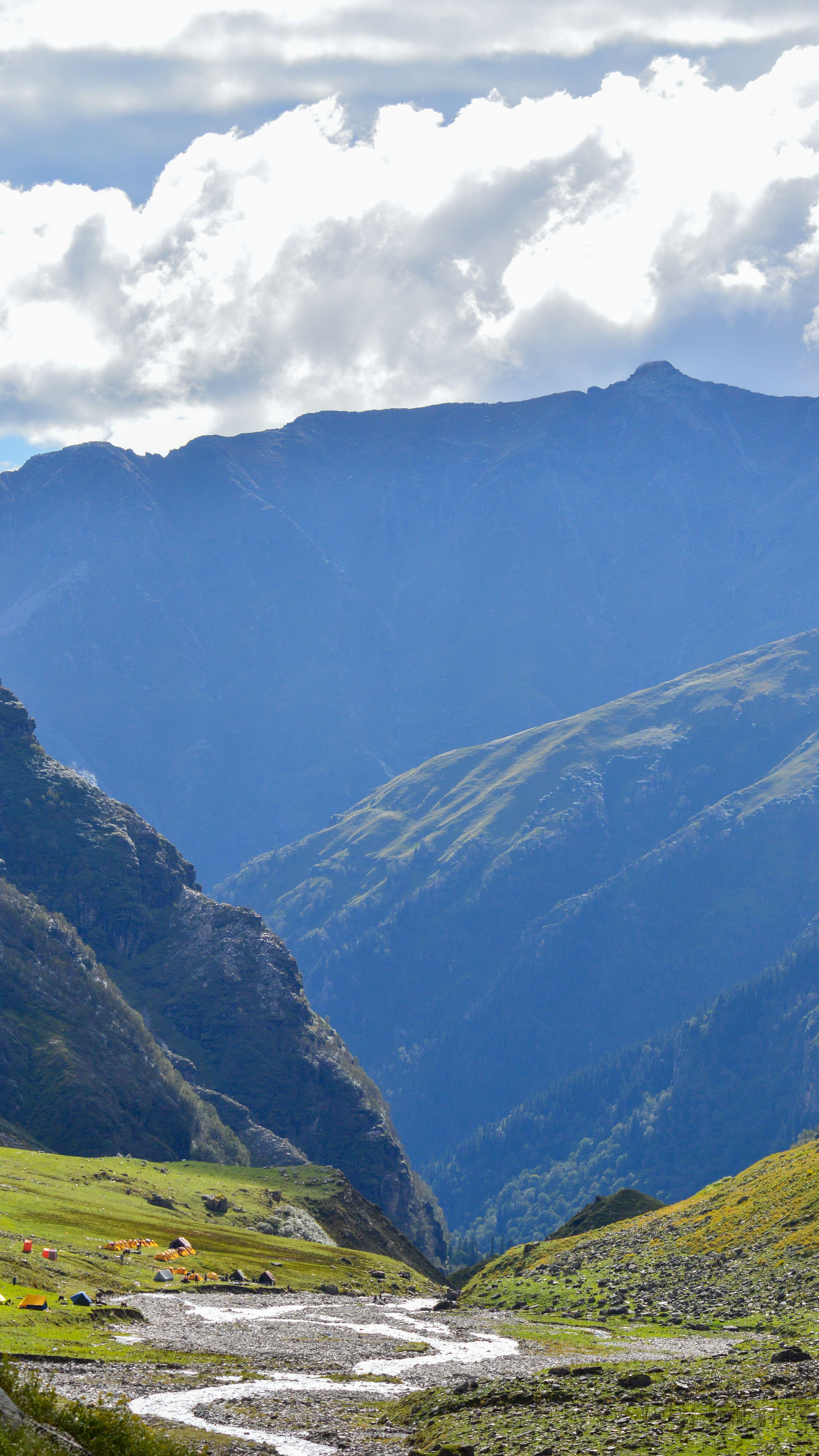 Hampta Pass Trek scenery 7