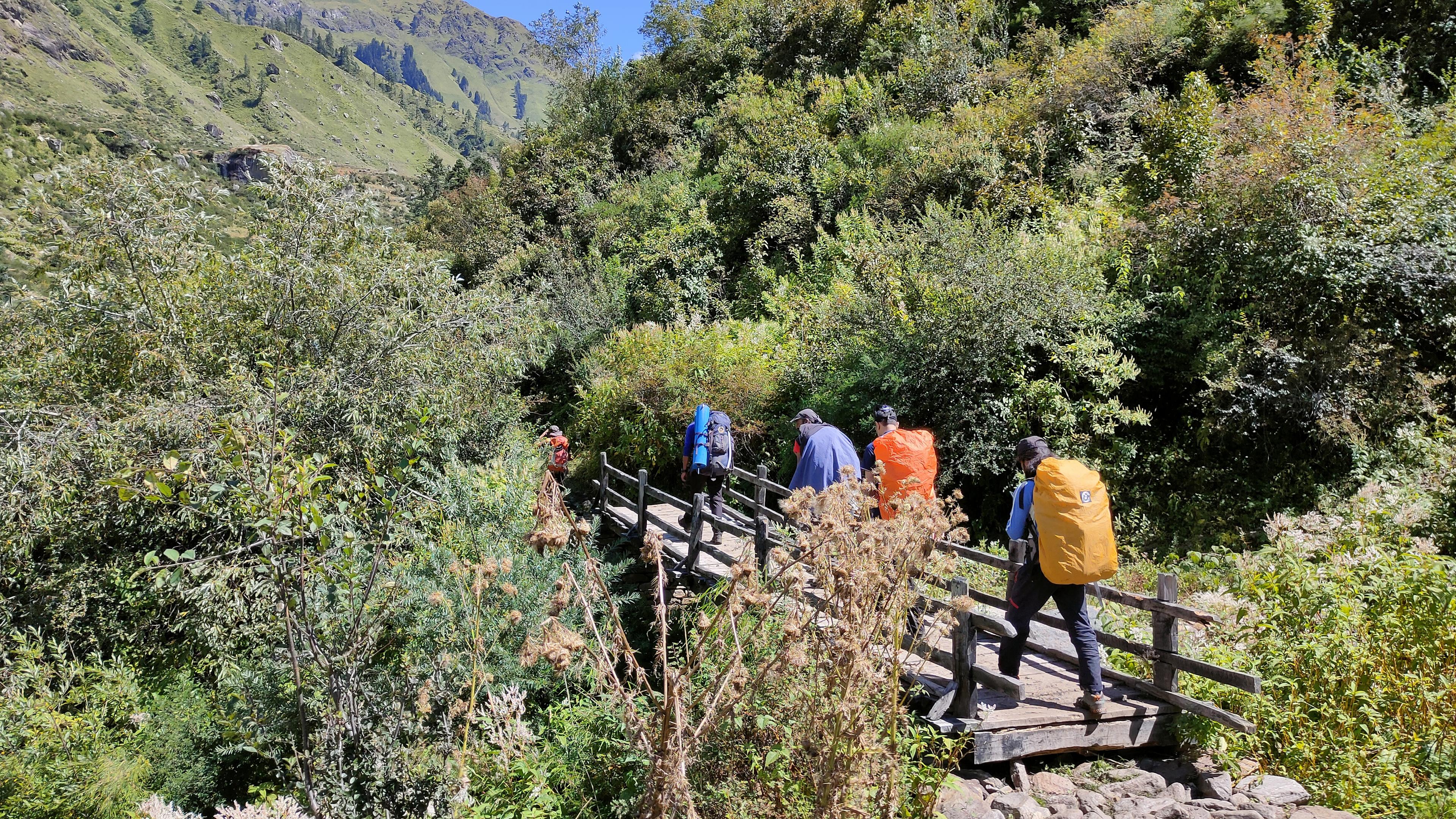 Har Ki Dun Trek scenery 8