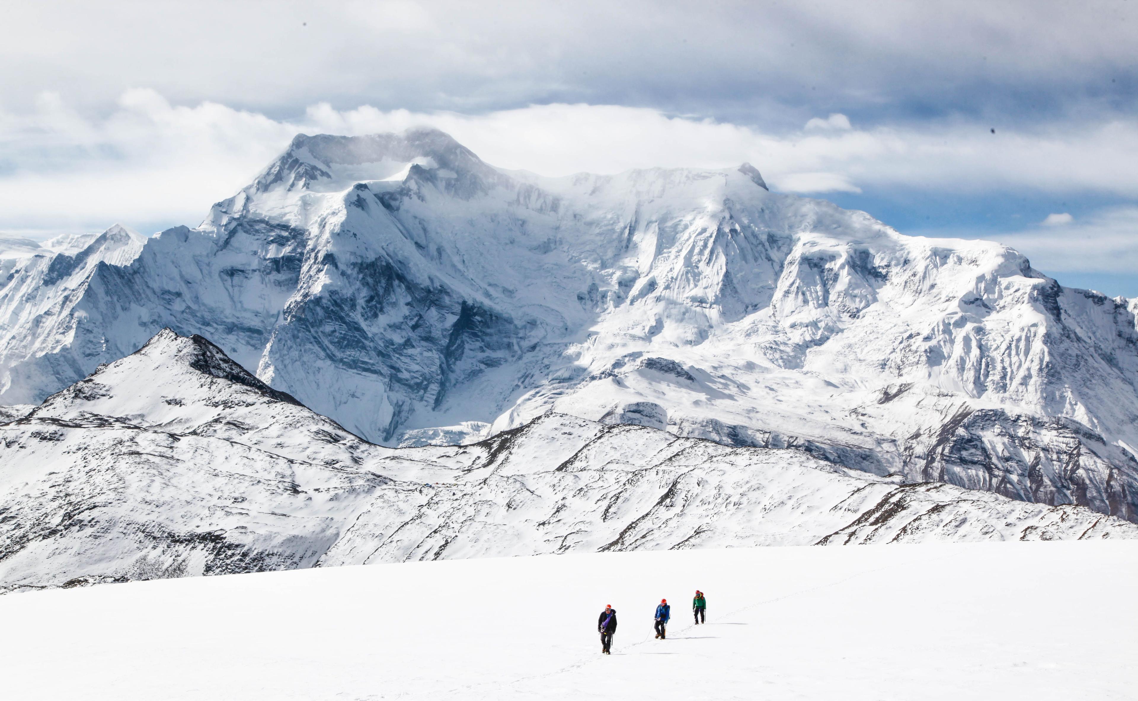 Island Peak (Imja Tse) Expedition scenery 3