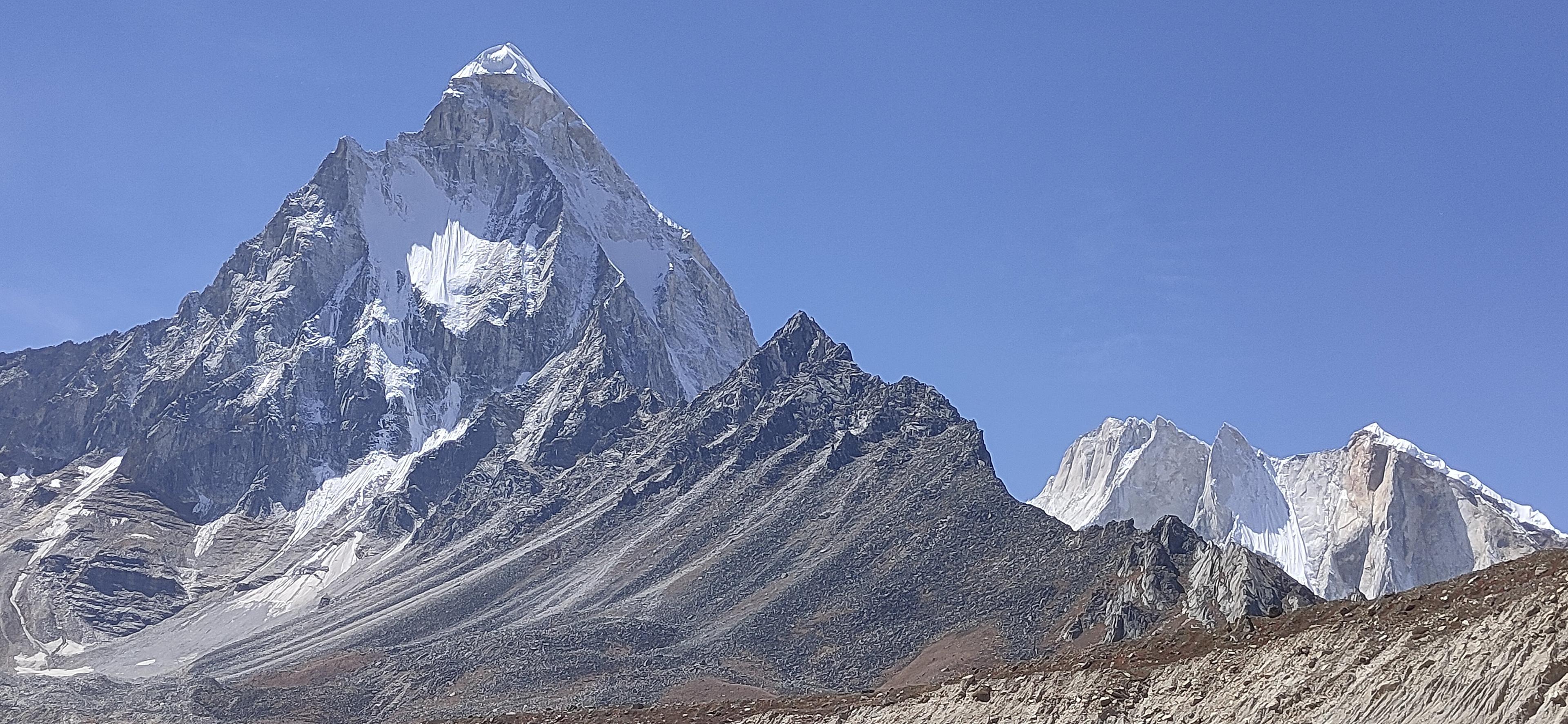 Kalindi Khal Trek scenery 8