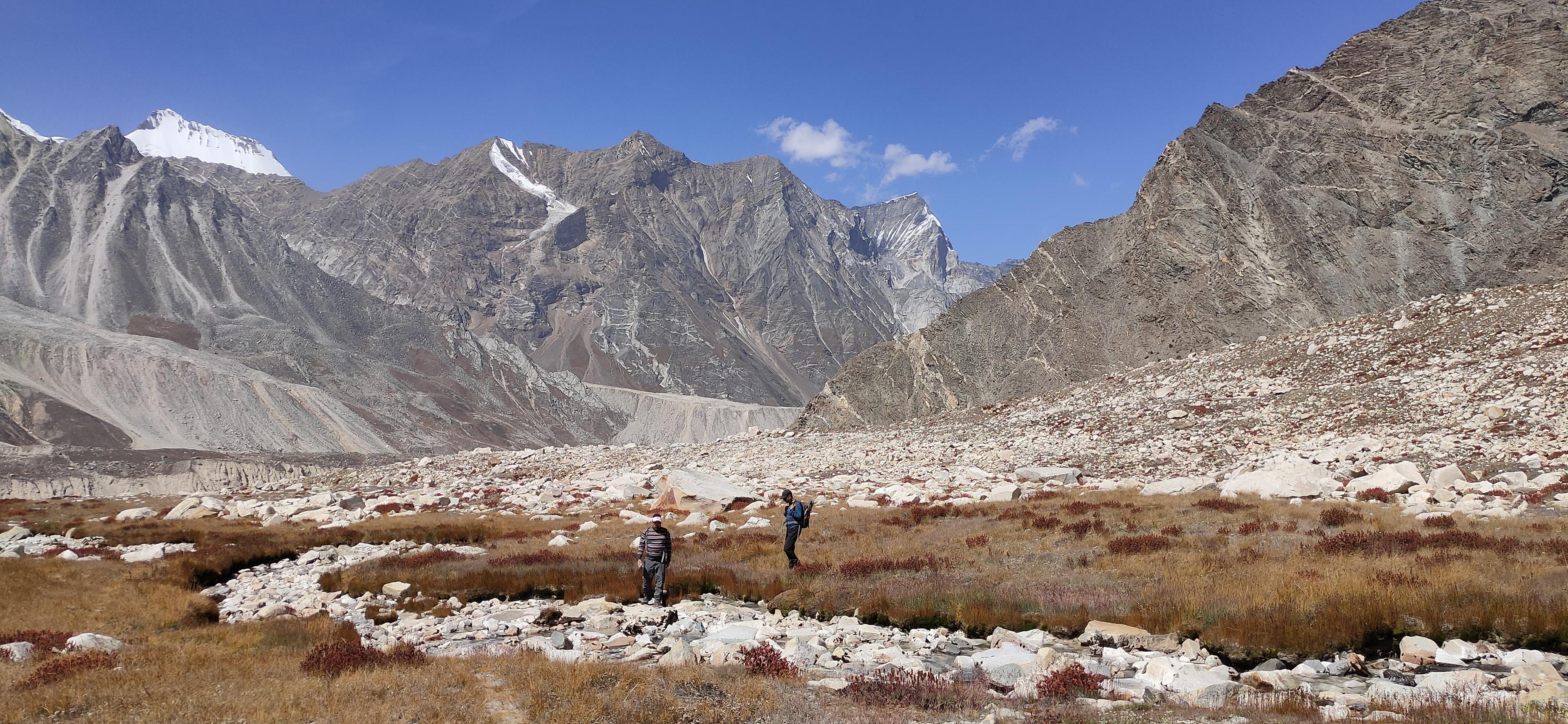 Kalindi Khal Trek scenery 7