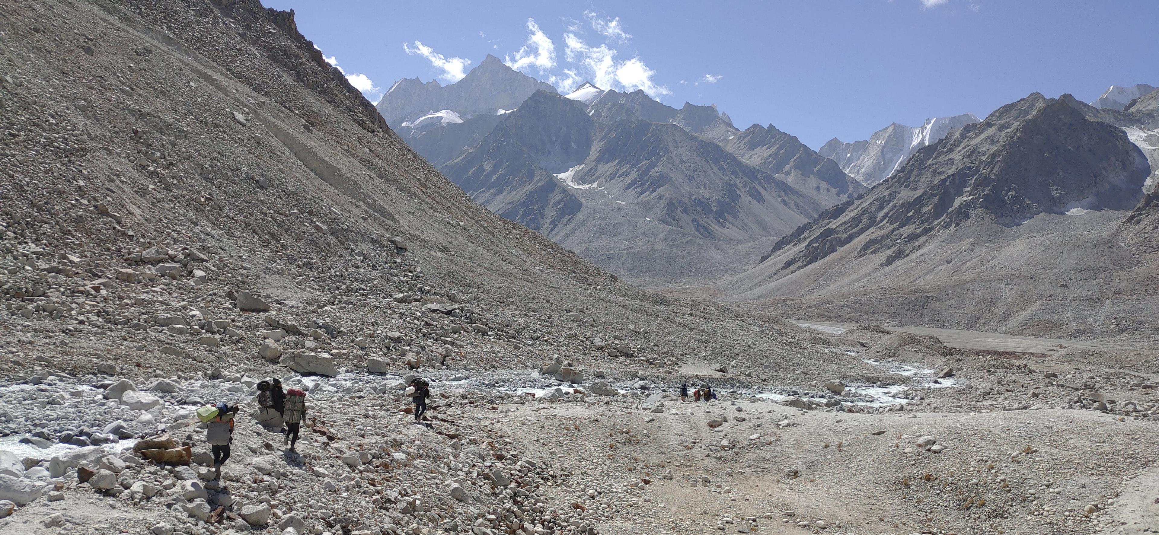 Kalindi Khal Trek scenery 27
