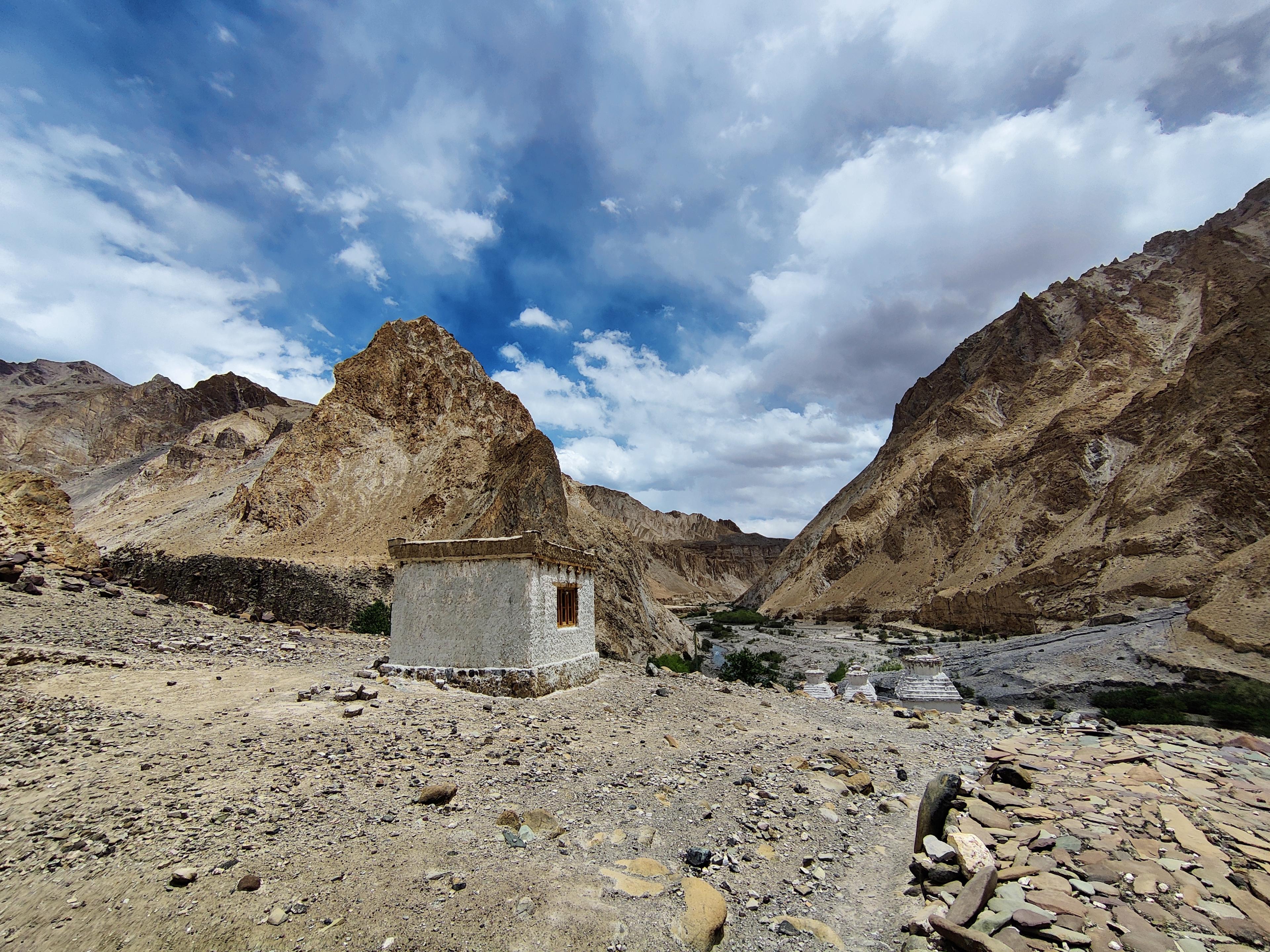 Markha Valley Trek scenery 8