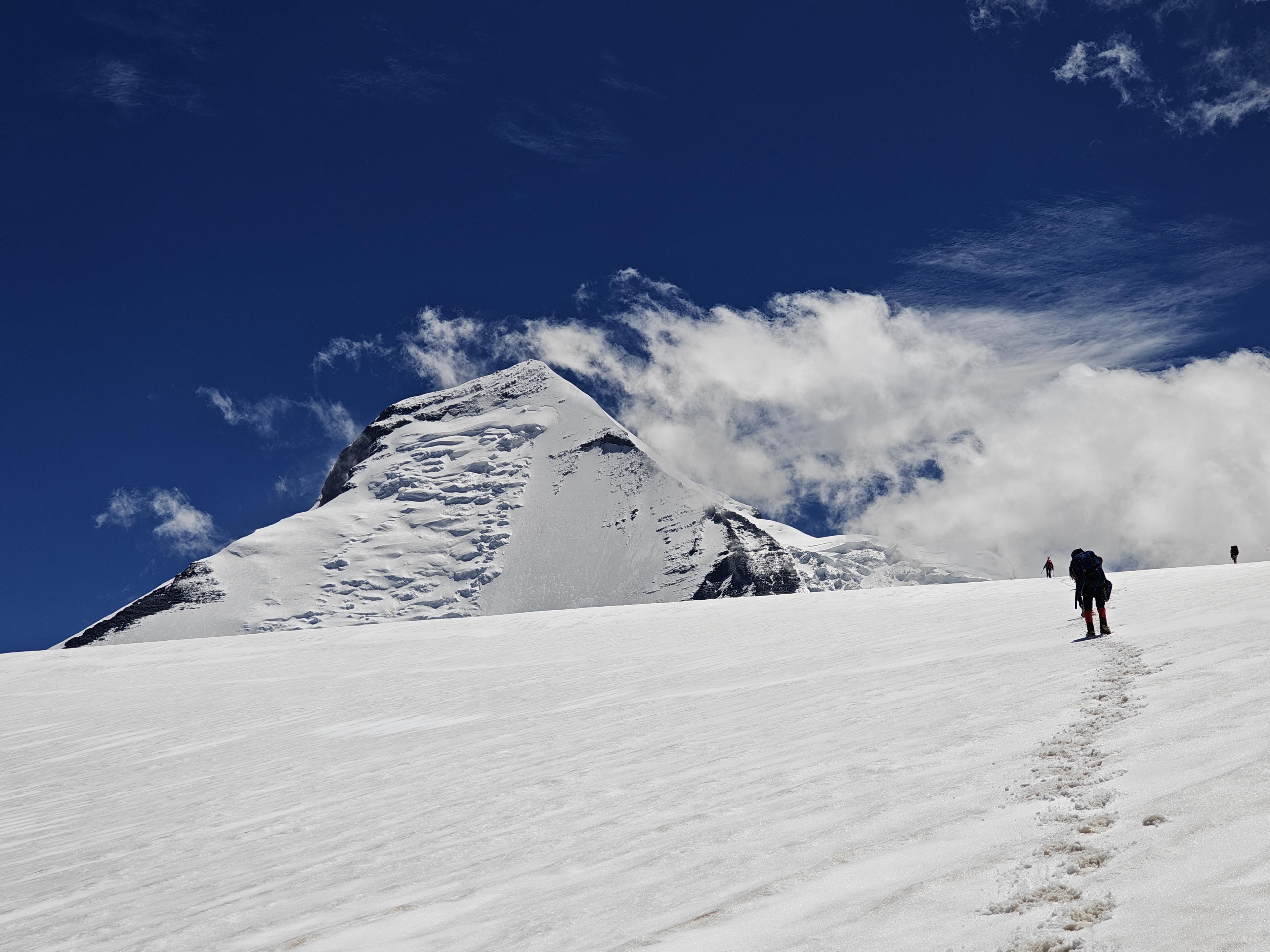 Mt. Nun Expedition scenery 12