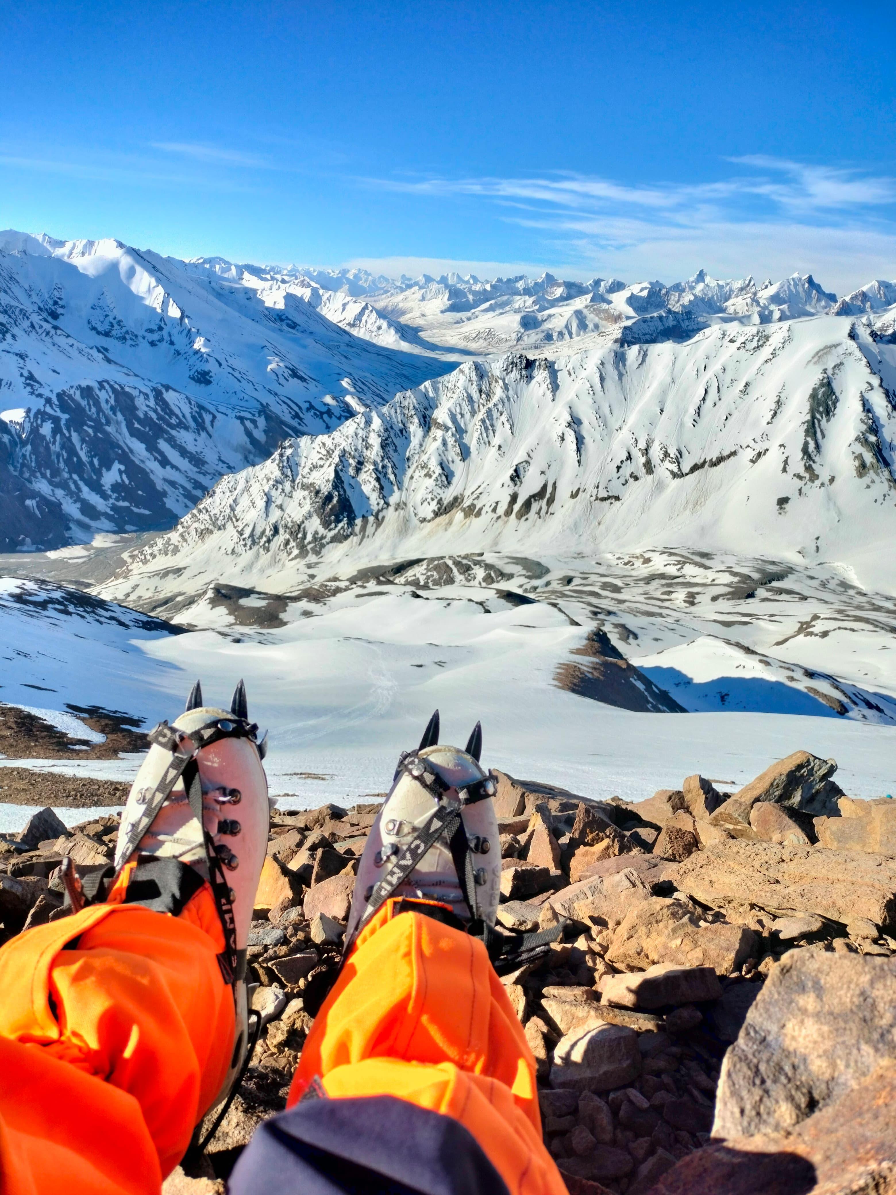 Mt. Yunam Peak Trek scenery 5