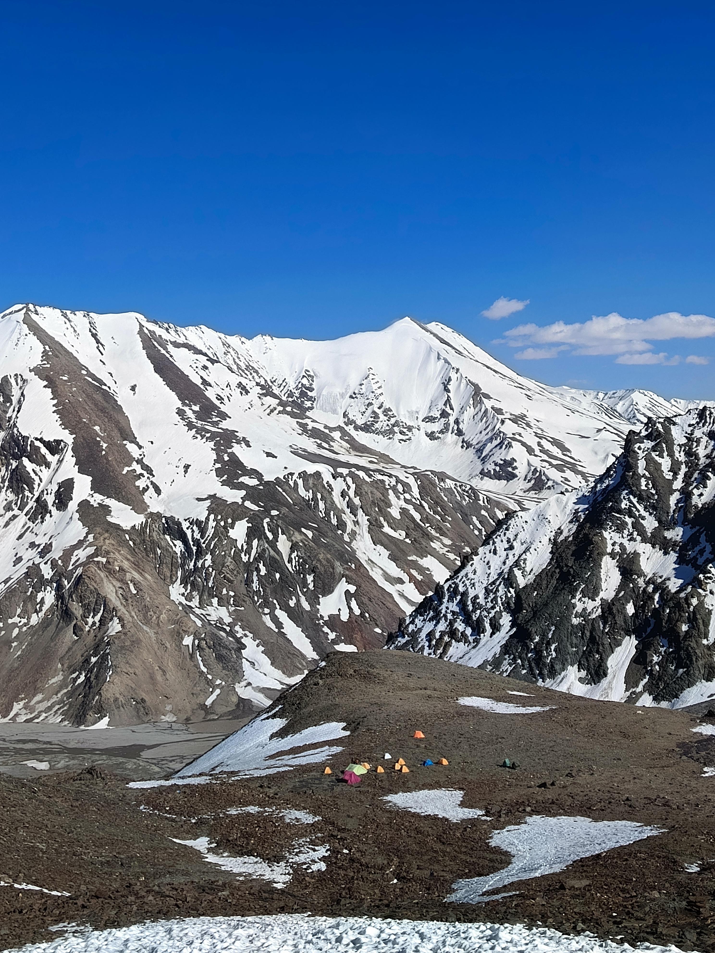 Mt. Yunam Peak Trek scenery 11