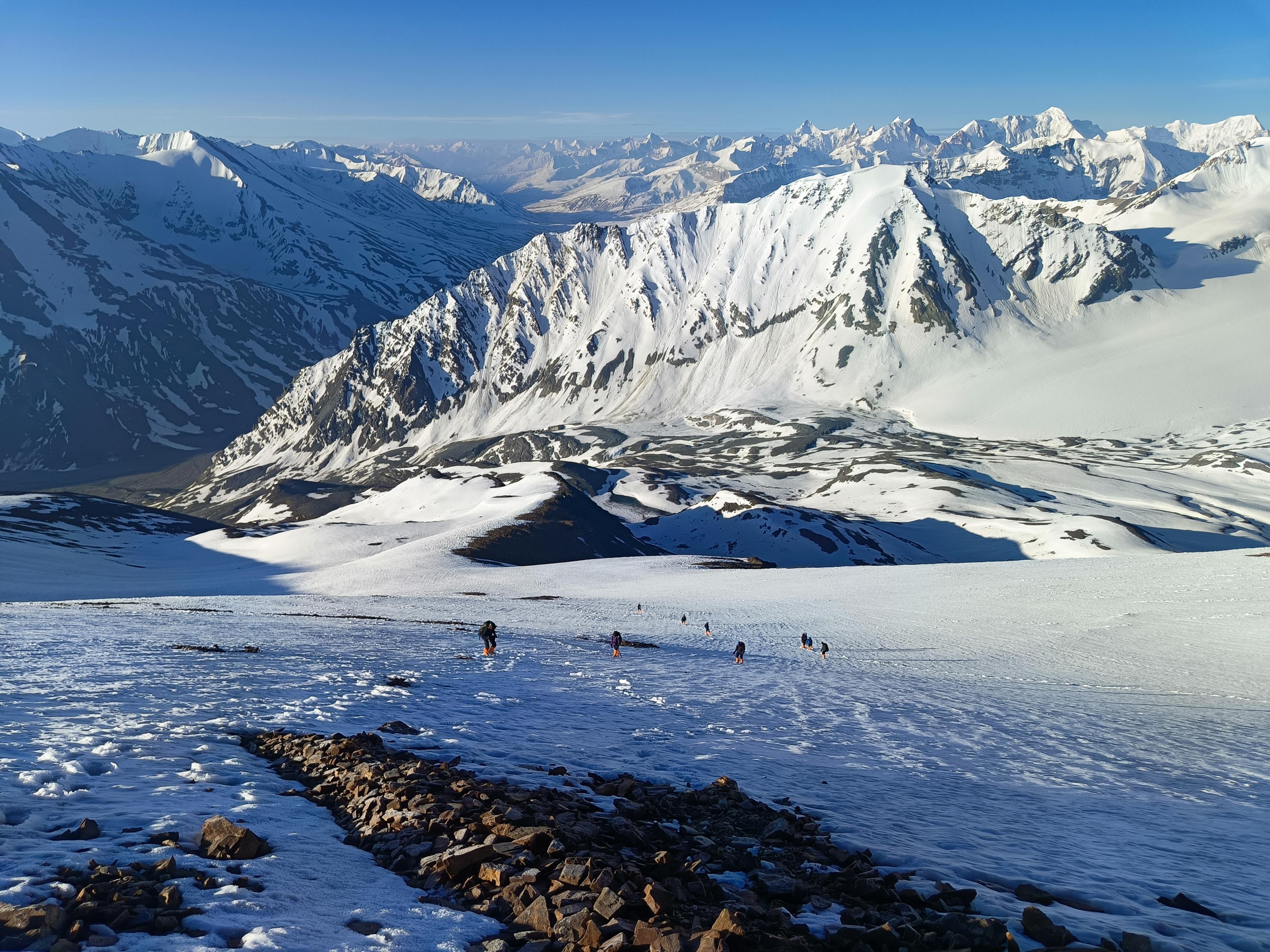 Patalsu Peak Trek scenery 4