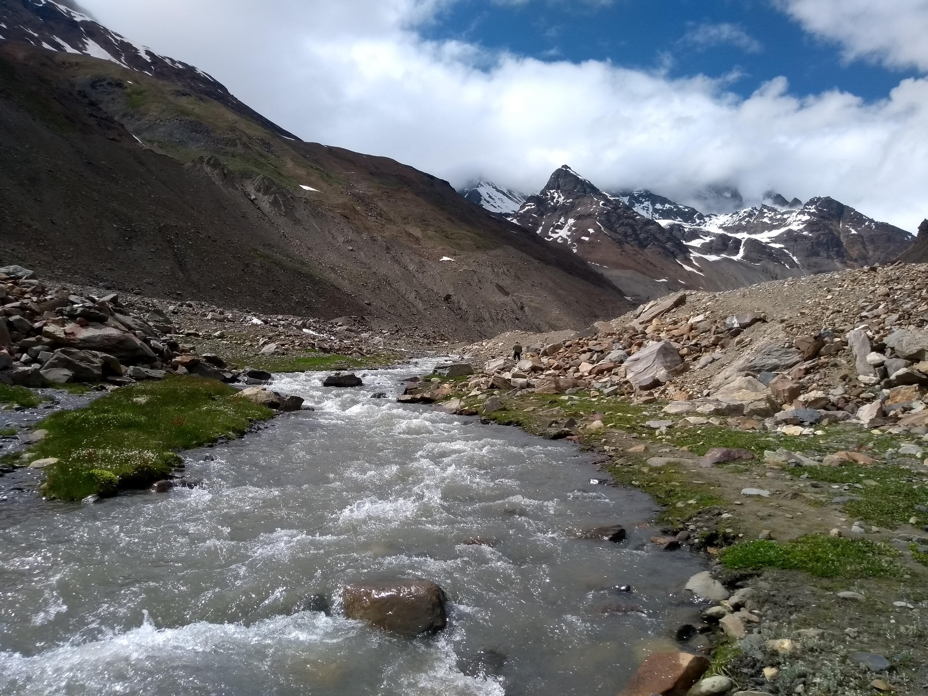 Pin Parvati Pass Trek scenery 6