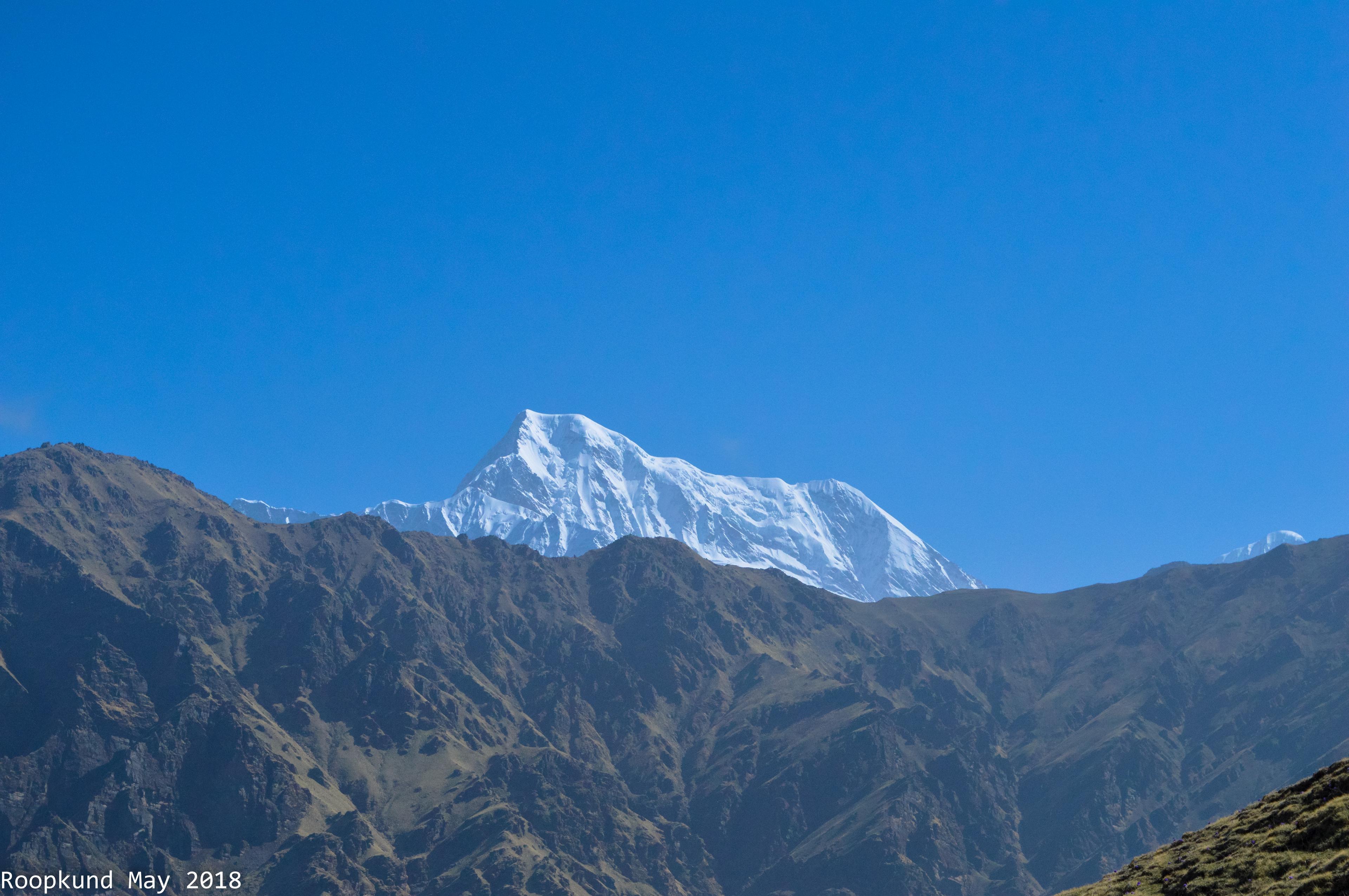Roopkund Trek scenery 3