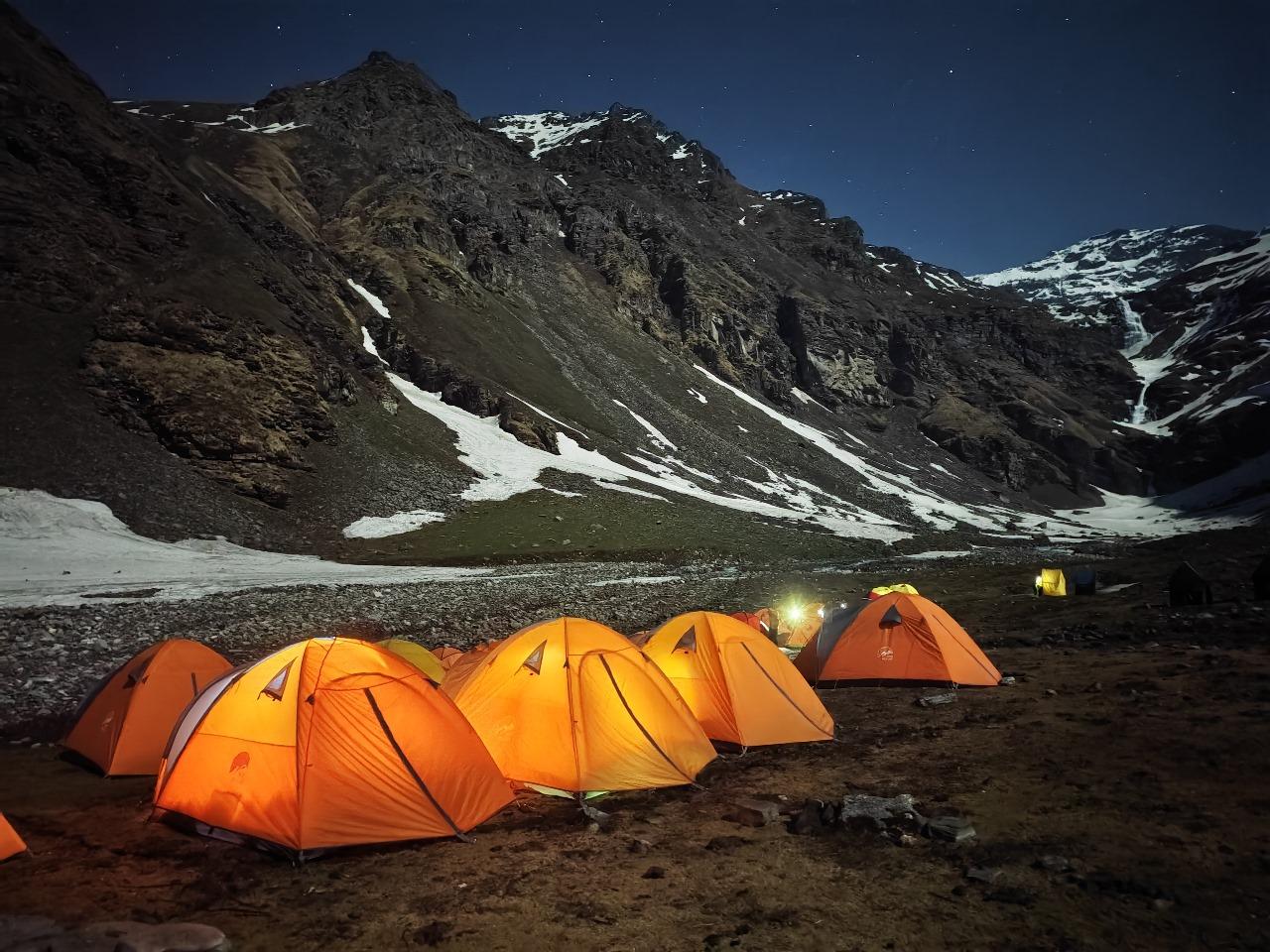 Rupin Pass Trek scenery 4